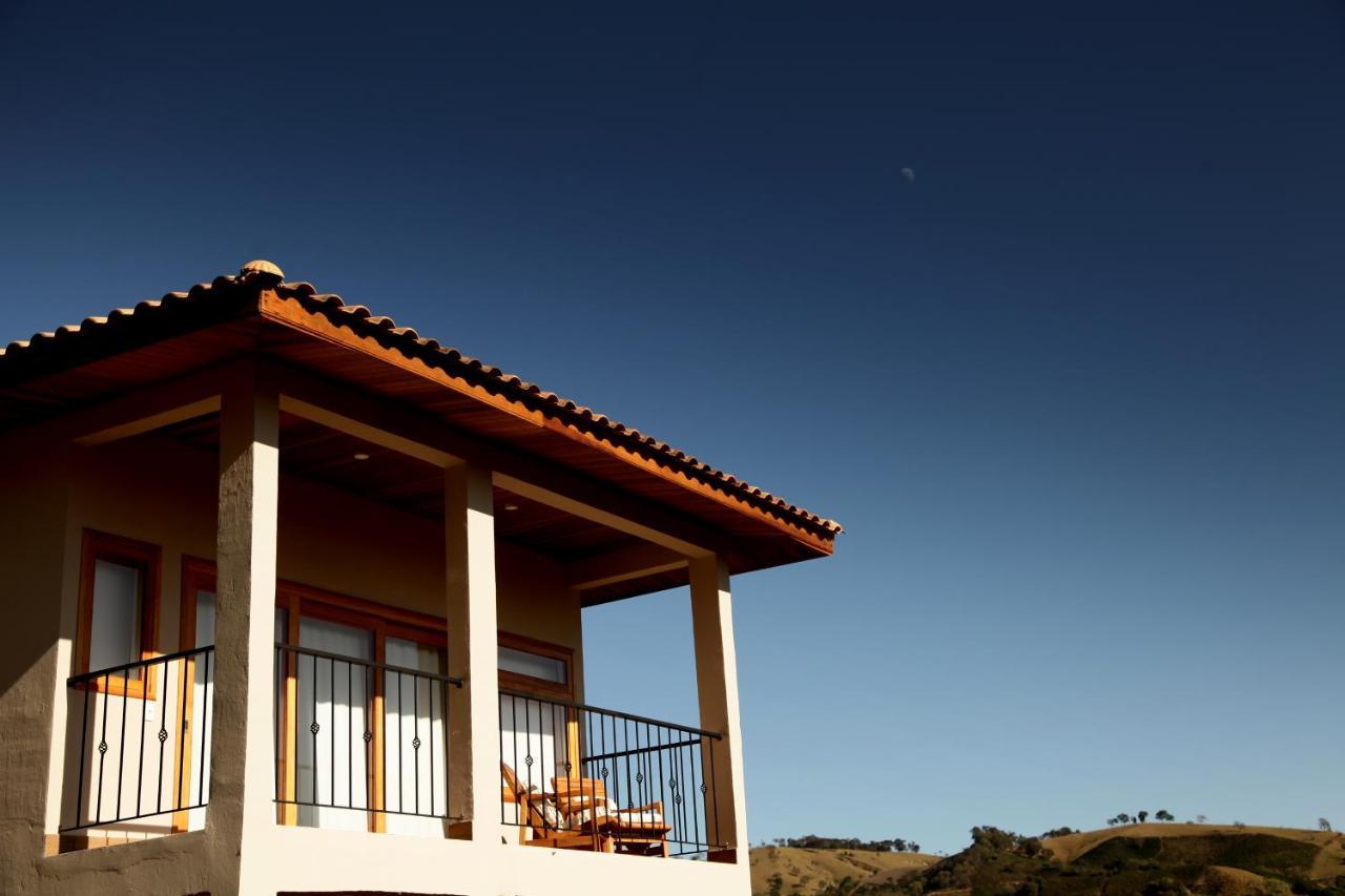 Solario Chales Hotell Bueno Brandão Exteriör bild