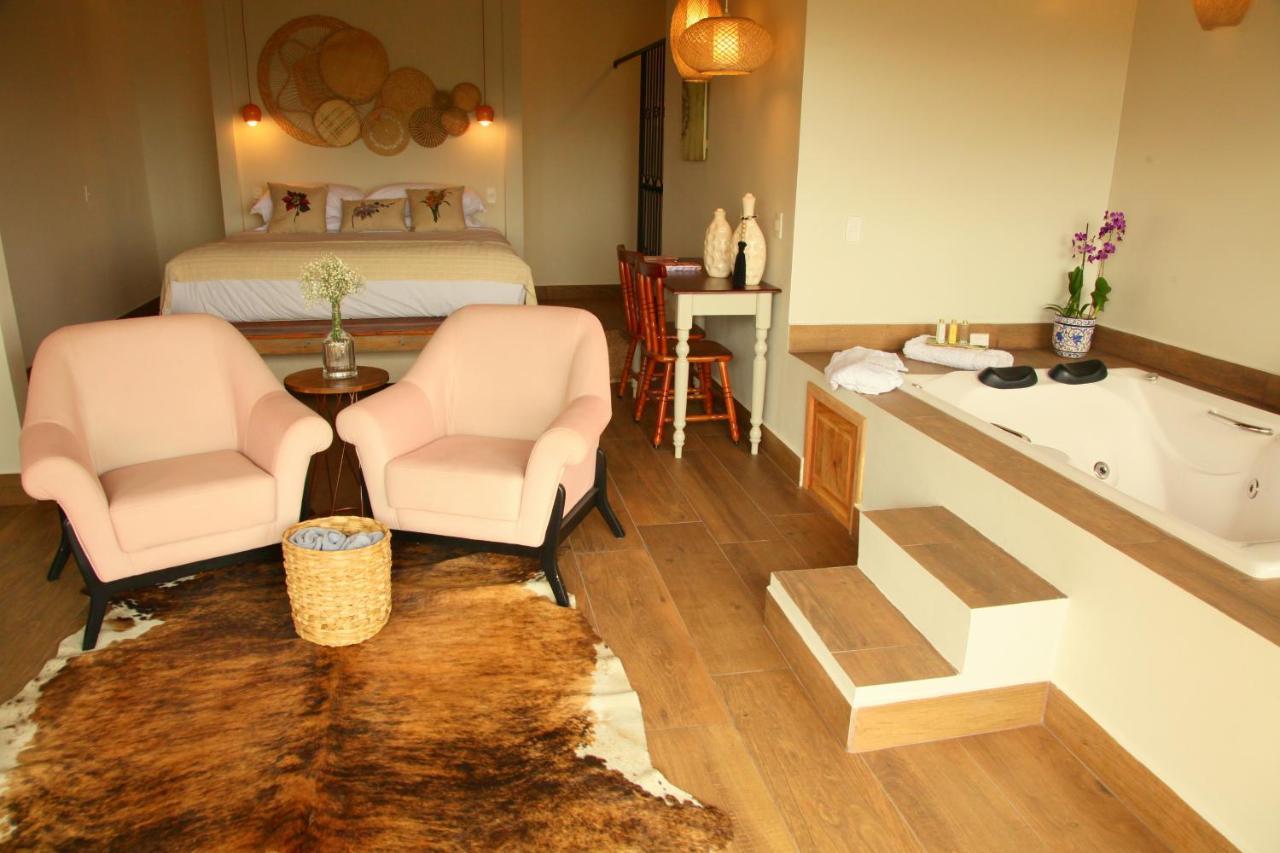 Solario Chales Hotell Bueno Brandão Exteriör bild